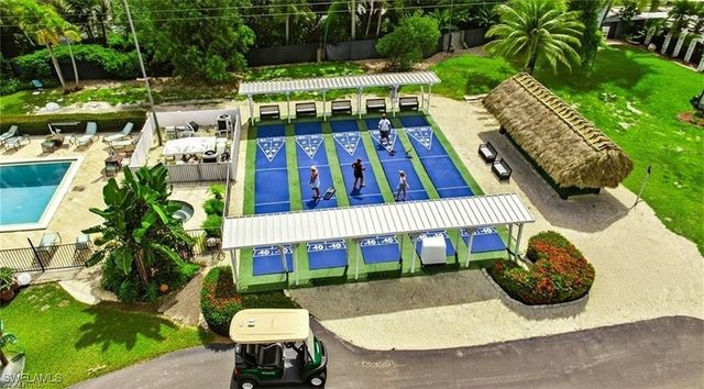 4717 Tahiti DR, Bonita Springs, FL 34134