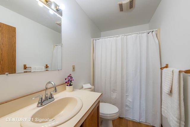 5501 N River Road, Tittabawassee Twp, MI 48623