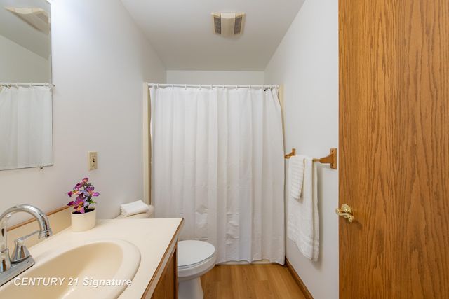 5501 N River Road, Tittabawassee Twp, MI 48623