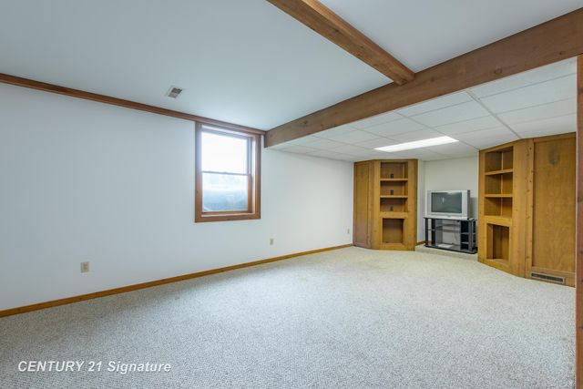 5501 N River Road, Tittabawassee Twp, MI 48623