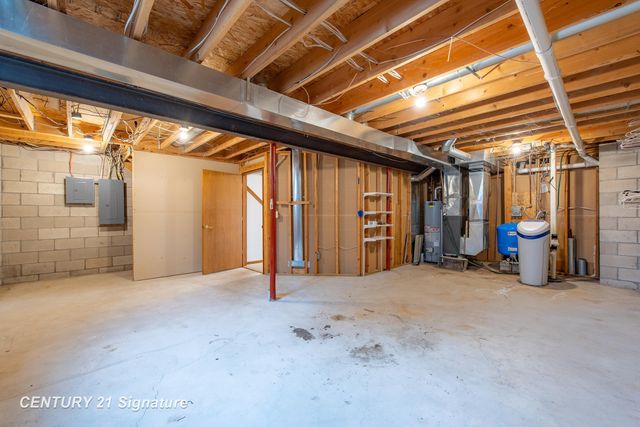 5501 N River Road, Tittabawassee Twp, MI 48623