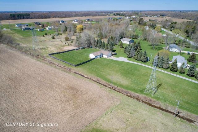 5501 N River Road, Tittabawassee Twp, MI 48623