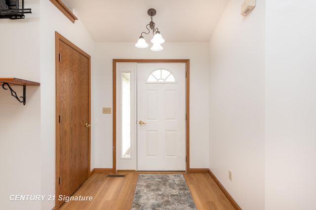 5501 N River Road, Tittabawassee Twp, MI 48623