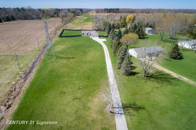 5501 N River Road, Tittabawassee Twp, MI 48623