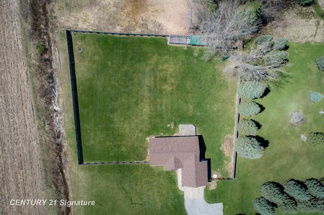 5501 N River Road, Tittabawassee Twp, MI 48623