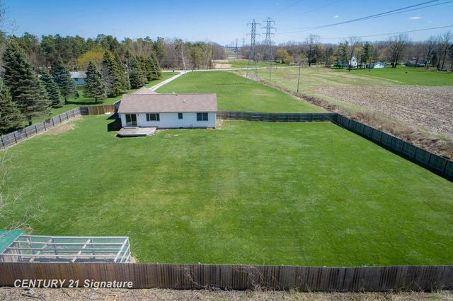5501 N River Road, Tittabawassee Twp, MI 48623