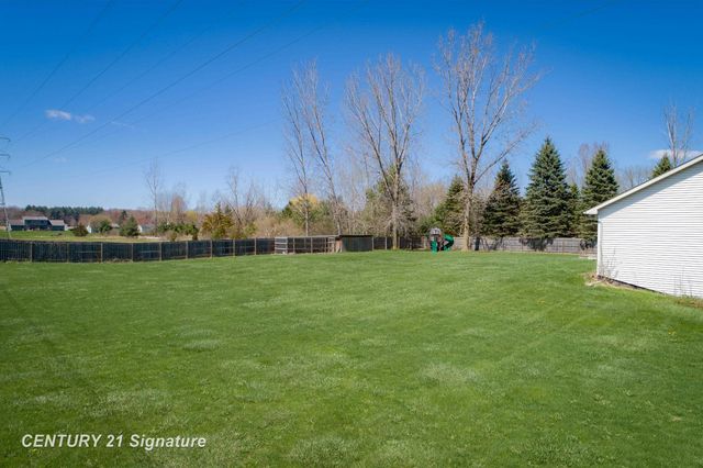 5501 N River Road, Tittabawassee Twp, MI 48623