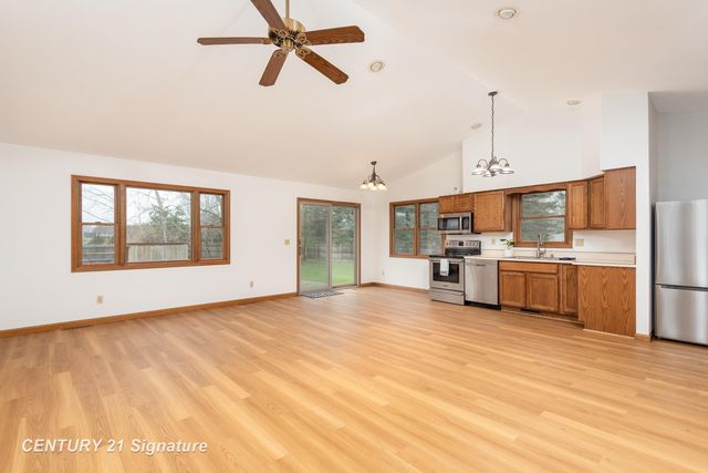 5501 N River Road, Tittabawassee Twp, MI 48623