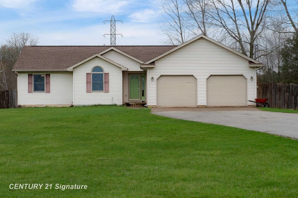 5501 N River Road, Tittabawassee Twp, MI 48623