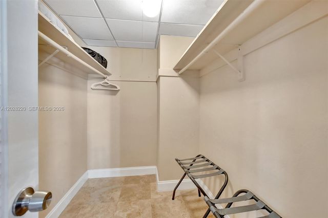 3801 S Ocean Drive 6Z, Hollywood, FL 33019