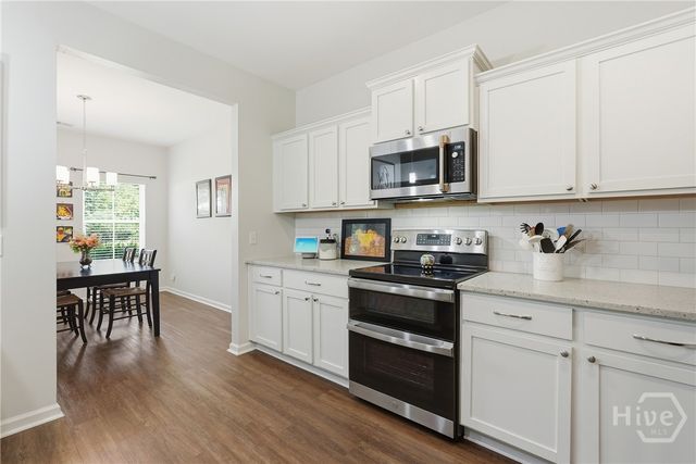 126 Minning Loop, Richmond Hill, GA 31324