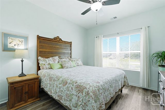 126 Minning Loop, Richmond Hill, GA 31324