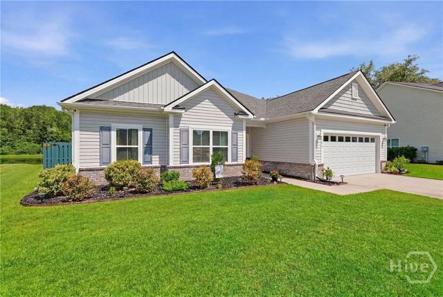 126 Minning Loop, Richmond Hill, GA 31324