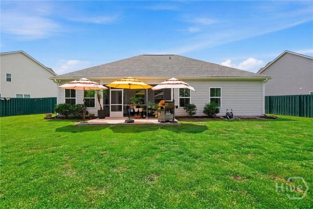 126 Minning Loop, Richmond Hill, GA 31324