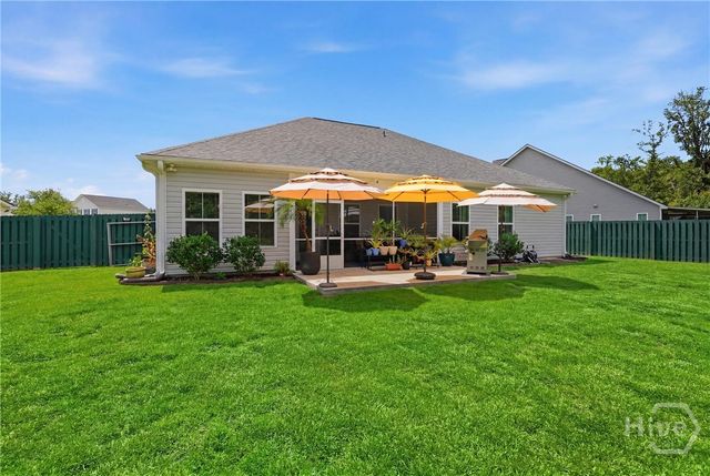 126 Minning Loop, Richmond Hill, GA 31324
