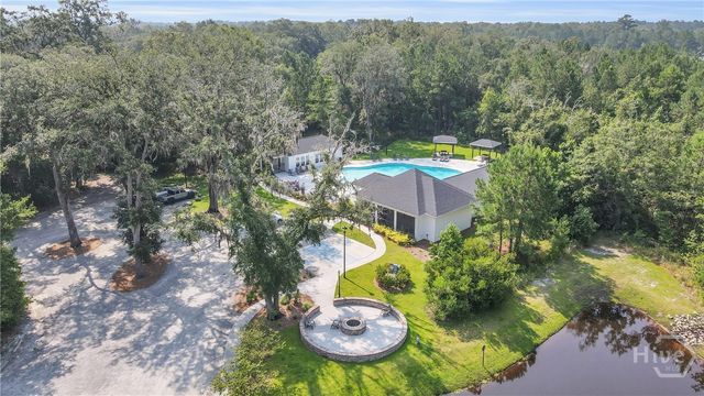 126 Minning Loop, Richmond Hill, GA 31324