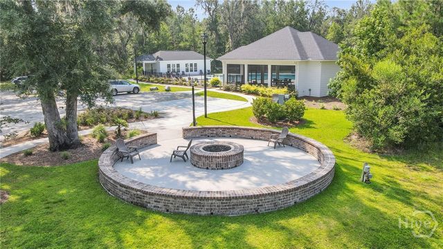 126 Minning Loop, Richmond Hill, GA 31324