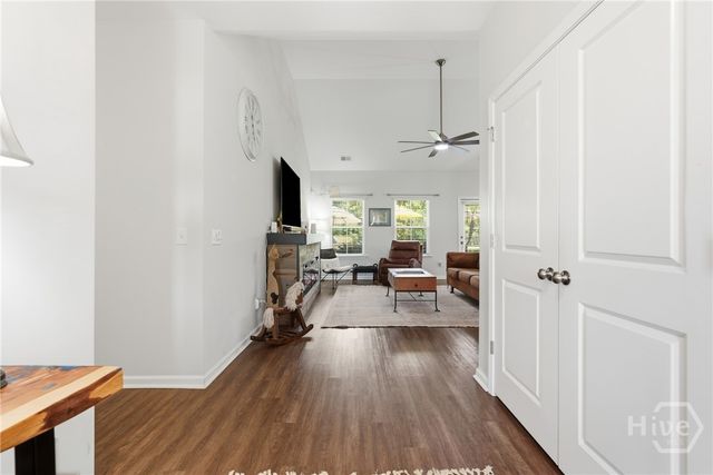 126 Minning Loop, Richmond Hill, GA 31324