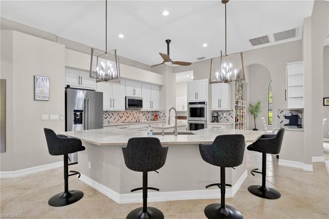 2360 19th ST SW, Naples, FL 34117