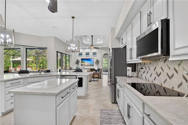 2360 19th ST SW, Naples, FL 34117