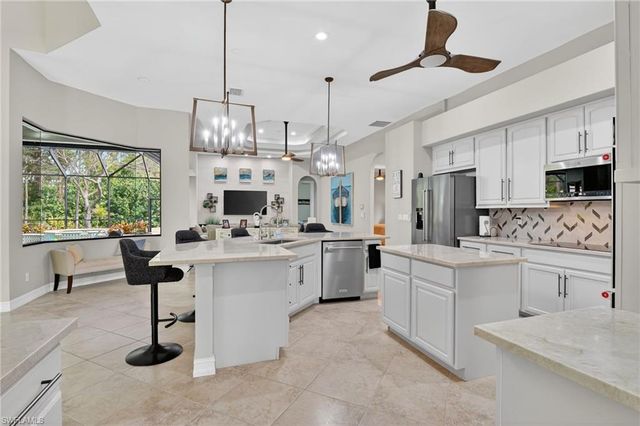 2360 19th ST SW, Naples, FL 34117