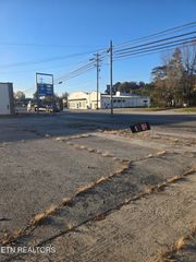 840 Main St, Wartburg, TN 37887