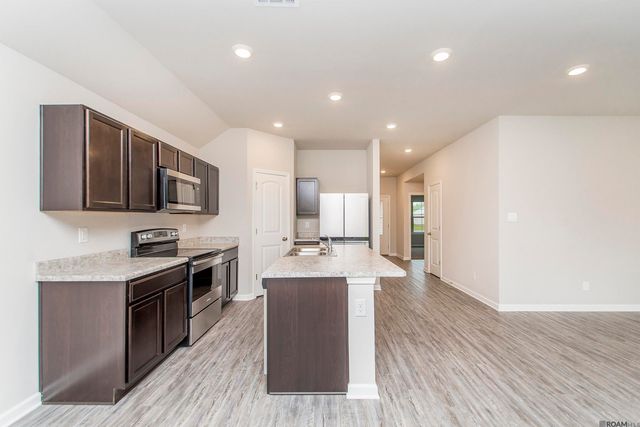 18112 Fox Hollow Loop, Hammond, LA 70401