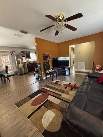 820 MARTIN L KING JR AVENUE, Lakeland, FL 33815