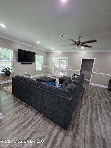 15342 Oak Creek Cove, Gulfport, MS 39503