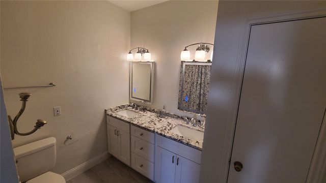 2707 Stratford Court, Euless, TX 76039