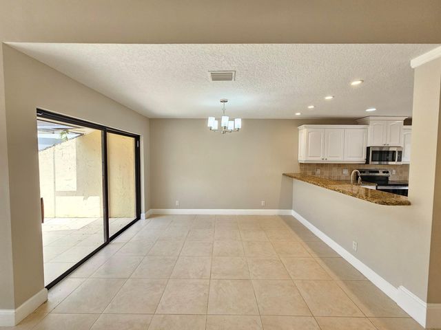 17200 Fownes Crescent, Jupiter, FL 33477
