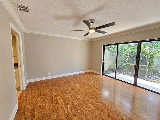 17200 Fownes Crescent, Jupiter, FL 33477