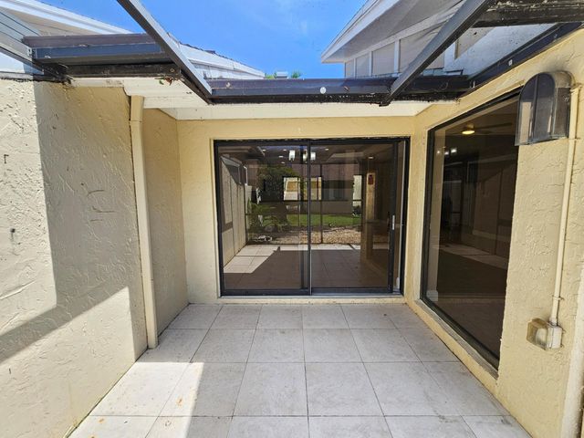 17200 Fownes Crescent, Jupiter, FL 33477