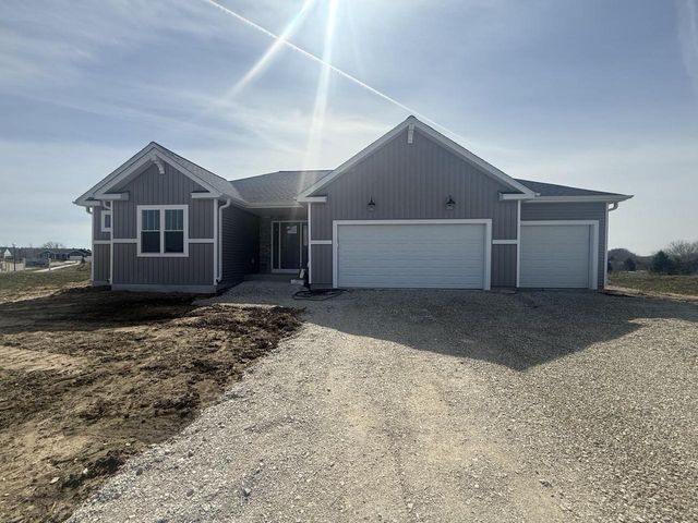 622 Champions COURT, Jefferson, WI 53549