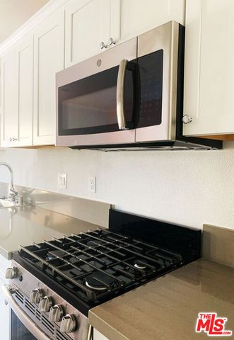 908 N LOUISE Street 2, Glendale, CA 91207