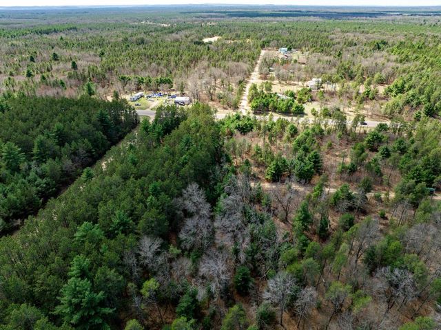 W6062 N Lake Drive, New Lisbon, WI 53950