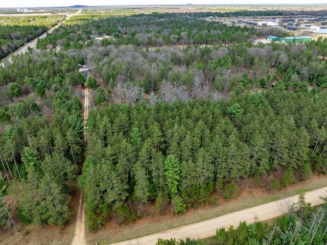 W6062 N Lake Drive, New Lisbon, WI 53950
