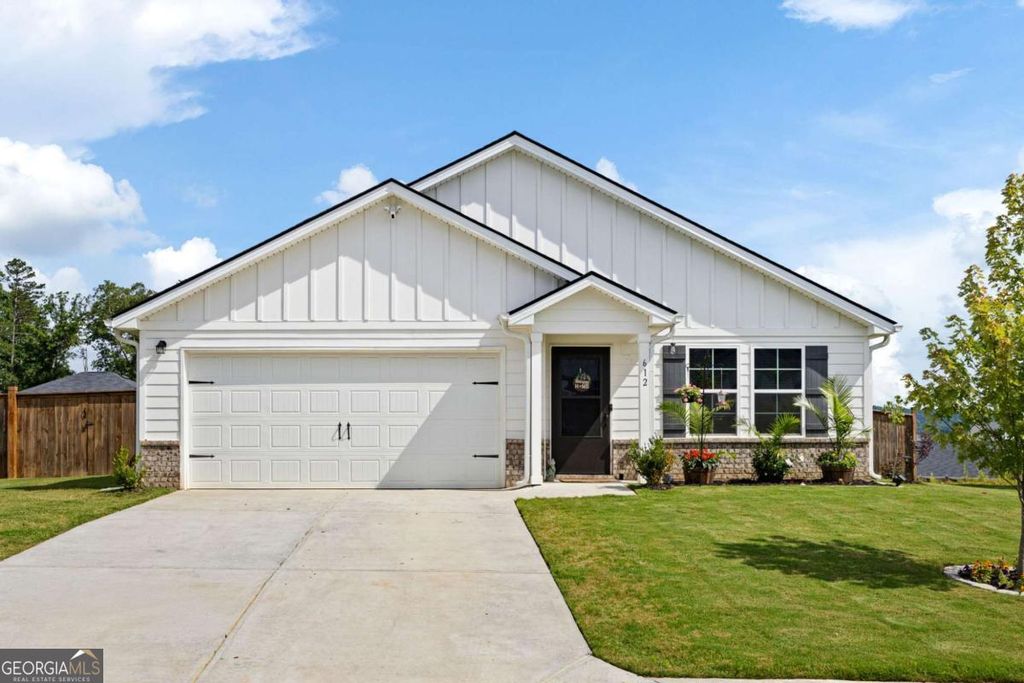 612 Tudor Street, Euharlee, GA 30145