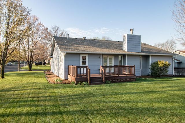 742 E Brent, Mulvane, KS 67110