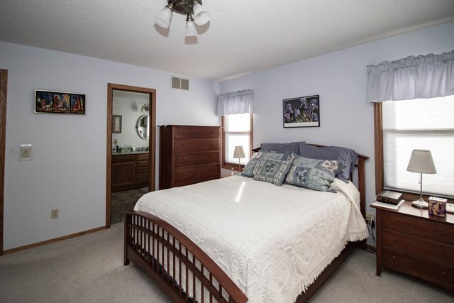 742 E Brent, Mulvane, KS 67110