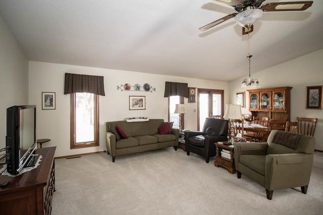 742 E Brent, Mulvane, KS 67110