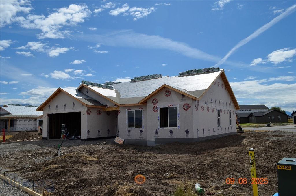 2310 Lark, Belgrade, MT 59714
