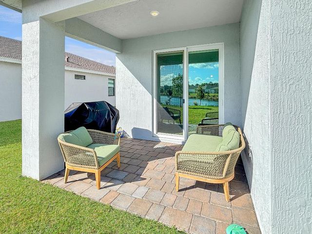 5989 SE Skyblue Circle, Stuart, FL 34997