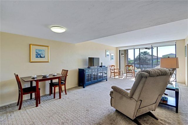 4240 Steamboat BEND 303, Fort Myers, FL 33919