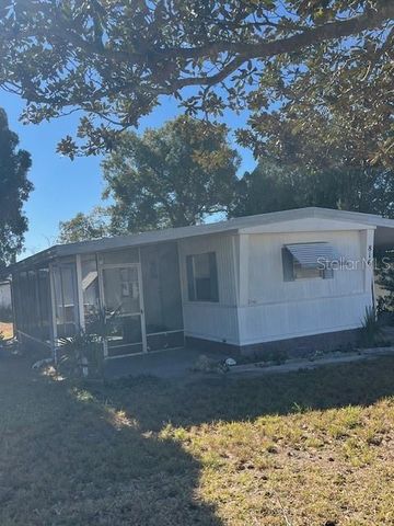 816 BEECHWOOD AVENUE, Lady Lake, FL 32159