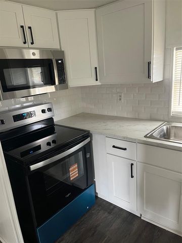 816 BEECHWOOD AVENUE, Lady Lake, FL 32159