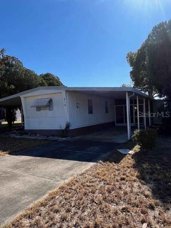 816 BEECHWOOD AVENUE, Lady Lake, FL 32159