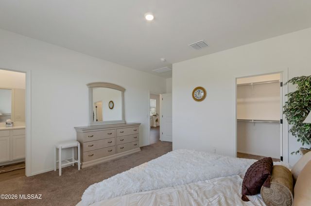 9305 N Peridot Vista Avenue, Tucson, AZ 85742