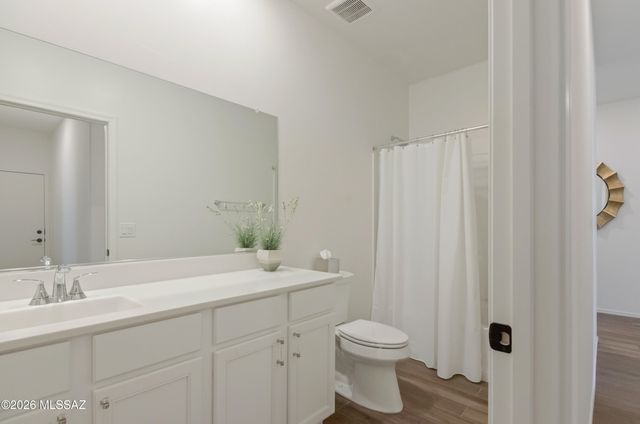 9305 N Peridot Vista Avenue, Tucson, AZ 85742