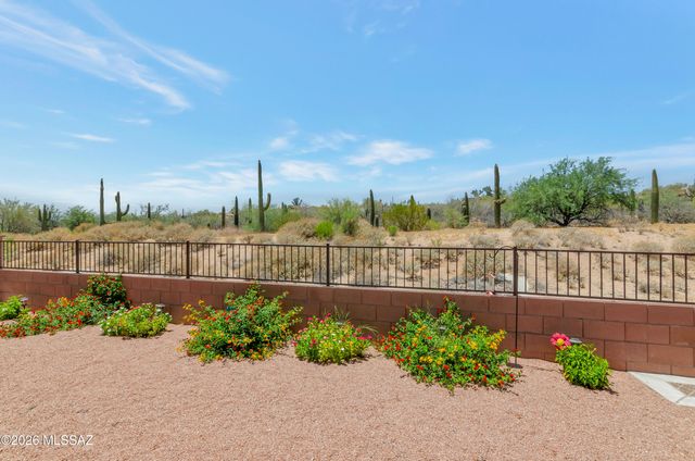 9305 N Peridot Vista Avenue, Tucson, AZ 85742